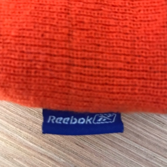 Reebok NFL Denver Broncos Reversible Beanie - Picture 4 of 6